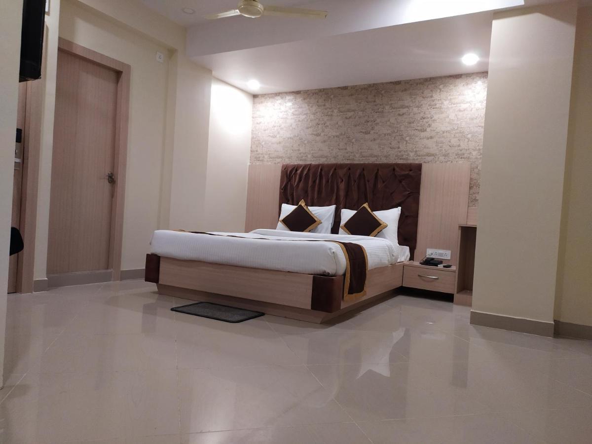 The Panash - Hotel & Banquet 加尔各答 外观 照片